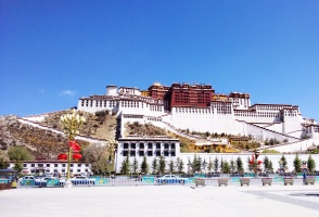 玩转西藏，拉萨成团·珠穆拉玛峰+羊湖+日喀则+圣象天门5日游，2-6人精品小团！